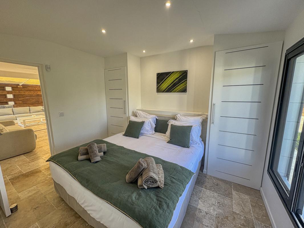 29.Location villa piscine Saint François Guadeloupe- Chambre